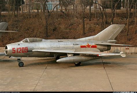 Shenyang J-6 Fighter Jet